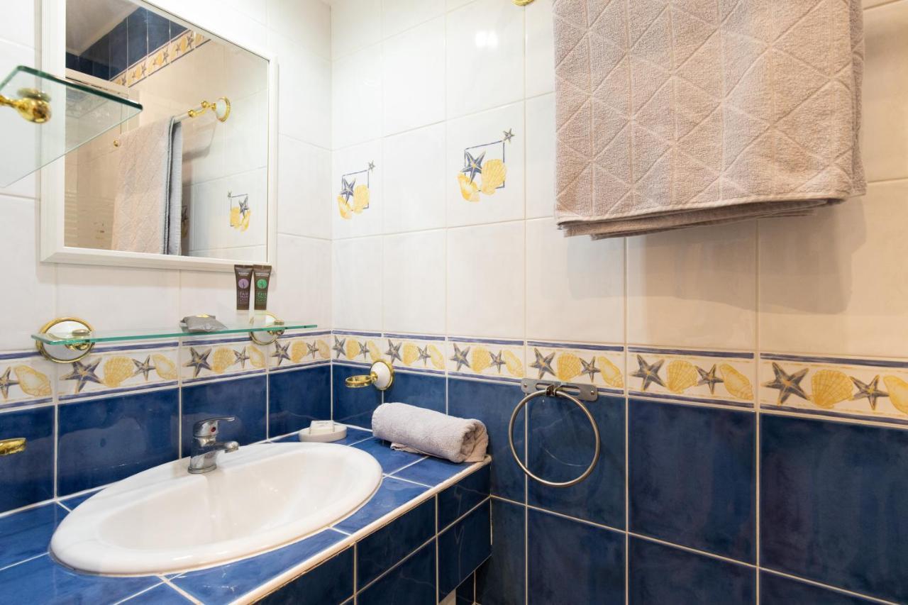2 Rooms Apartment, Near The Sea And Local Market Канни Екстер'єр фото