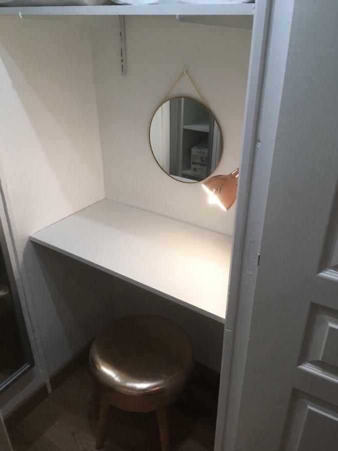 2 Rooms Apartment, Near The Sea And Local Market Канни Екстер'єр фото